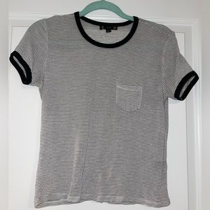 LOOSE FIT STRIPED TEE